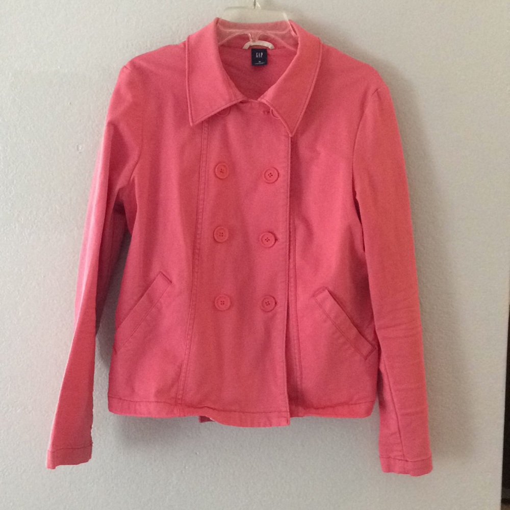 Double breasted cropped blazer